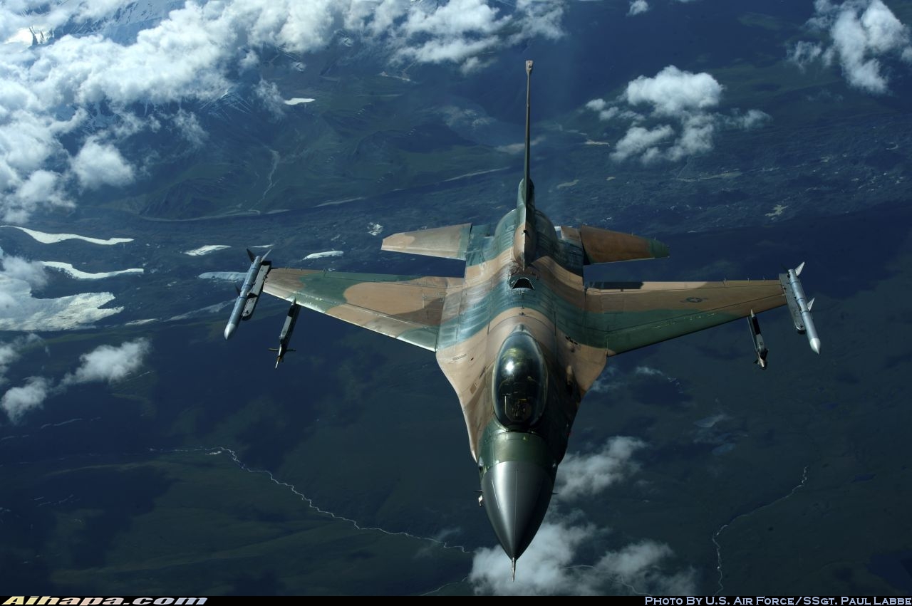 通用动力 F-16C&ldquo;战隼&rdquo;