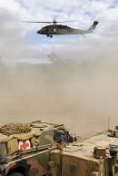 西科斯基(霍克-德哈维兰) S-70A-9&ldquo;黑鹰&rdquo;