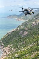 西科斯基(霍克-德哈维兰) S-70A-9&ldquo;黑鹰&rdquo;