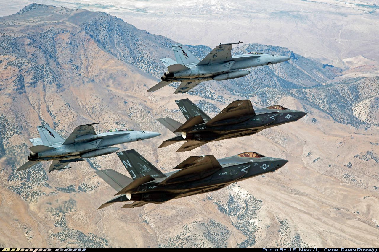 洛克希德-马丁 F-35C&ldquo;闪电&rdquo;Ⅱ