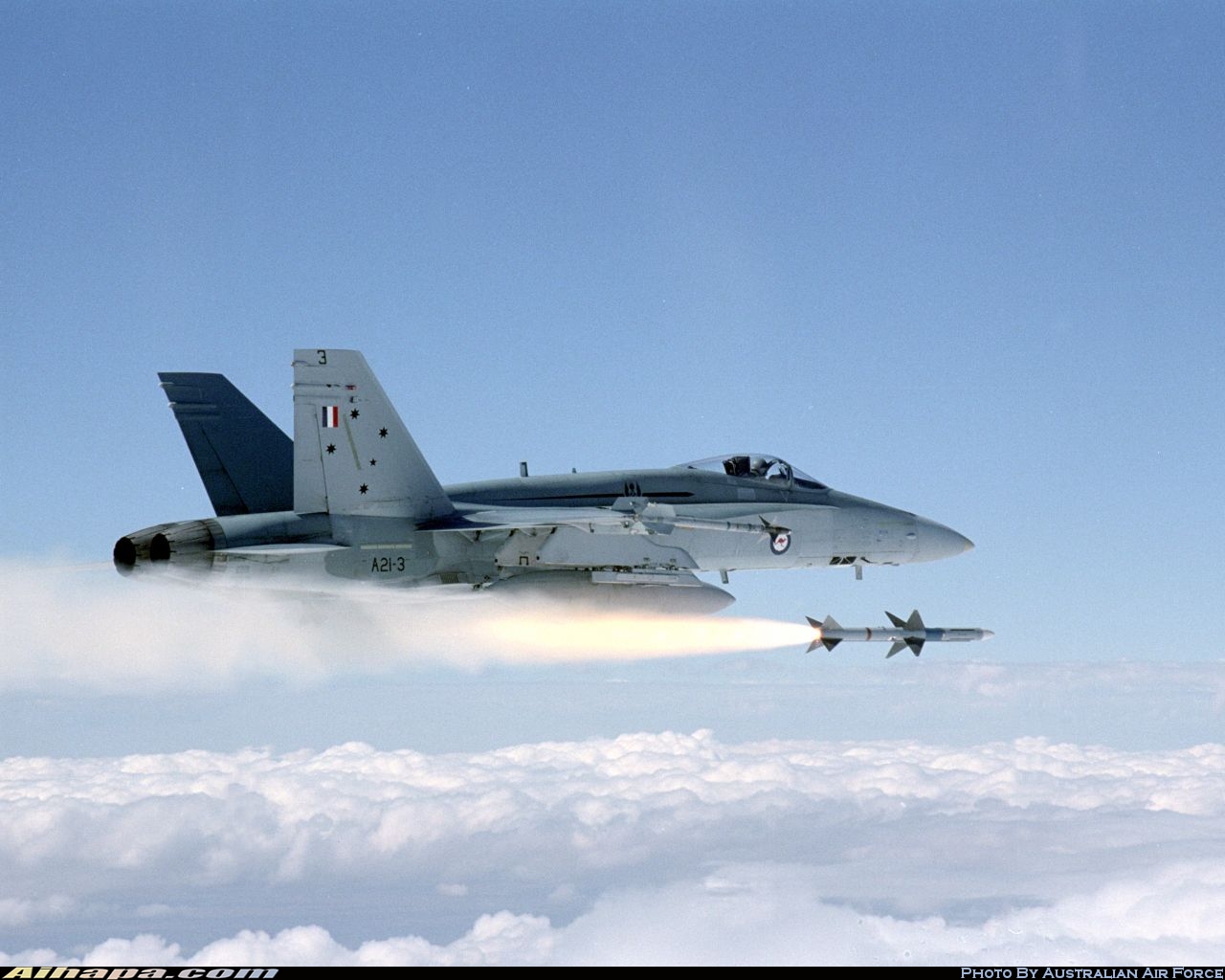 麦克唐纳-道格拉斯 F/A-18A&ldquo;大黄蜂&rdquo; \vert{} ID:33939