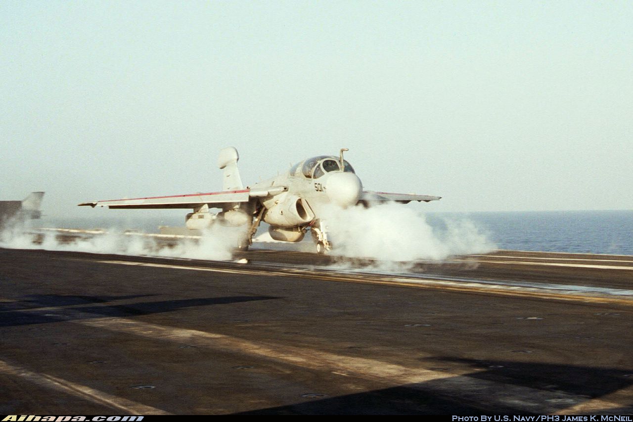 格鲁曼 EA-6B&ldquo;徘徊者&rdquo; \vert{} ID:24805