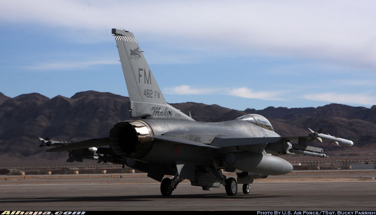 通用动力 F-16C&ldquo;战隼&rdquo; \vert{} ID:15790