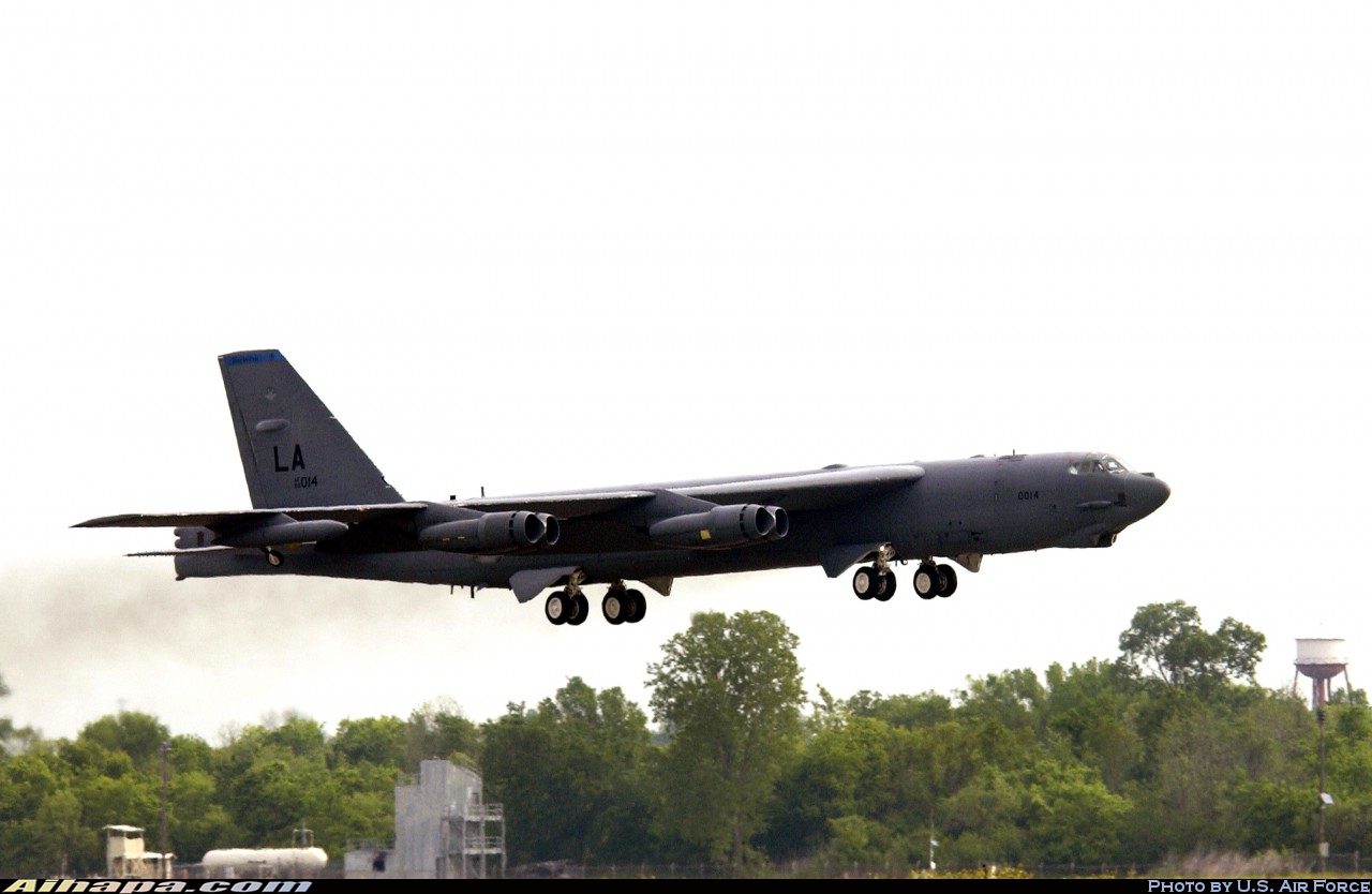 波音 B-52H&ldquo;同温层堡垒&rdquo; \vert{} ID:3540