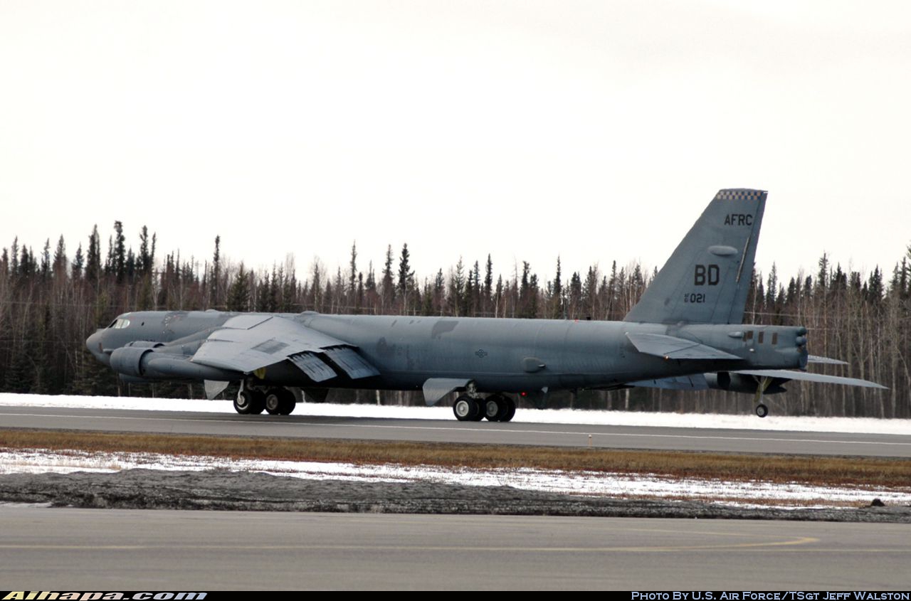 波音 B-52H&ldquo;同温层堡垒&rdquo; \vert{} ID:17805