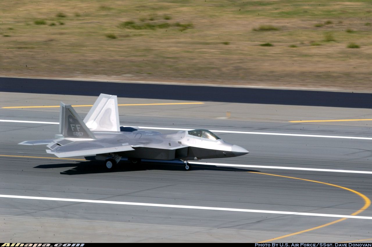 洛克希德-马丁 F-22A&ldquo;猛禽&rdquo; \vert{} ID:27124