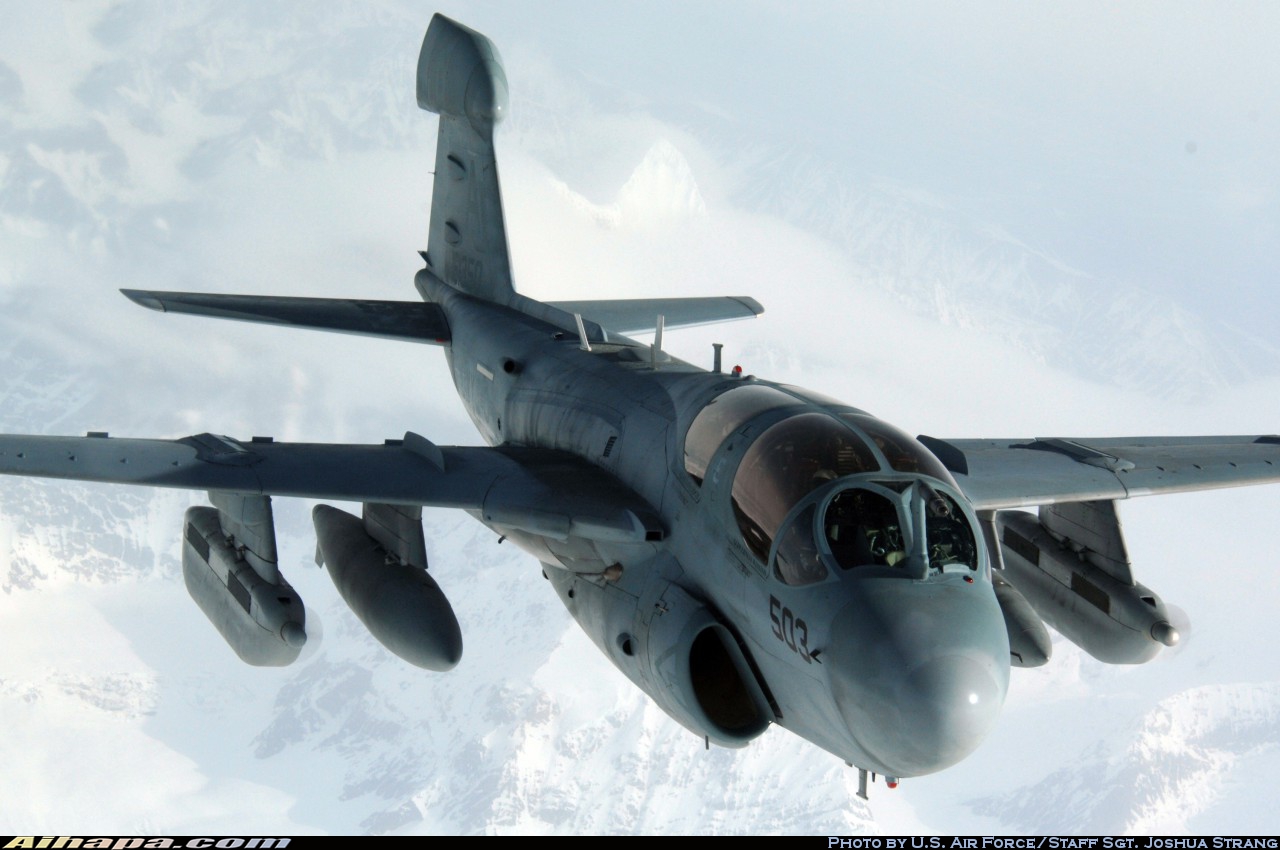 格鲁曼 EA-6B&ldquo;徘徊者&rdquo; \vert{} ID:3442