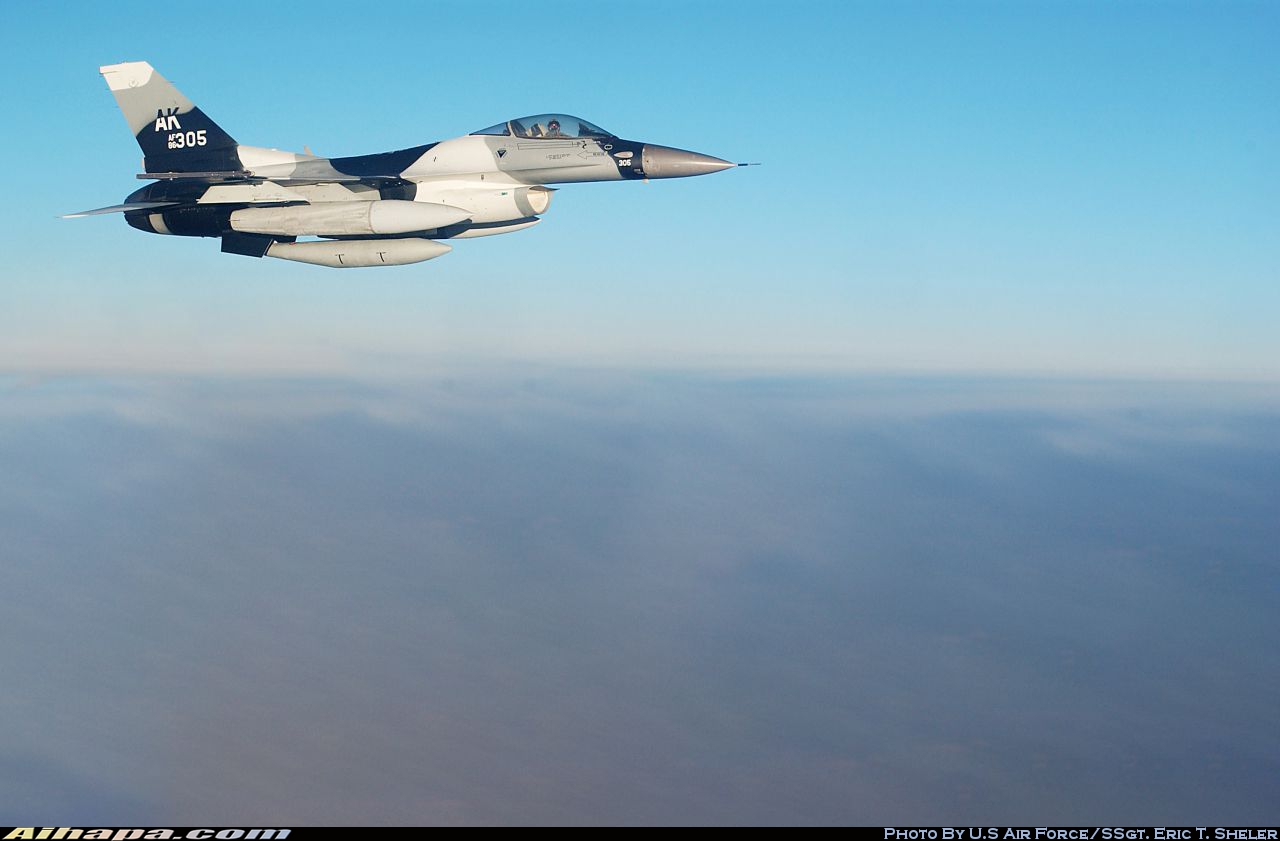 通用动力 F-16C&ldquo;战隼&rdquo; \vert{} ID:18062