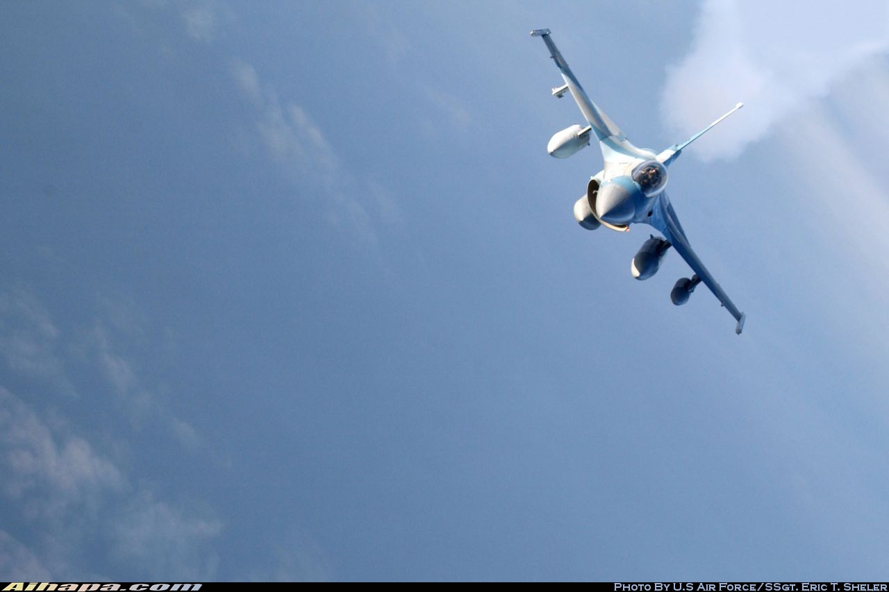 通用动力 F-16C&ldquo;战隼&rdquo; \vert{} ID:18064