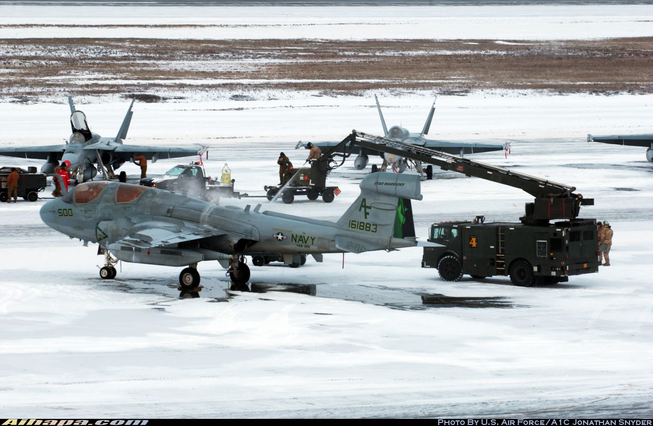 格鲁曼 EA-6B&ldquo;徘徊者&rdquo; \vert{} ID:18032