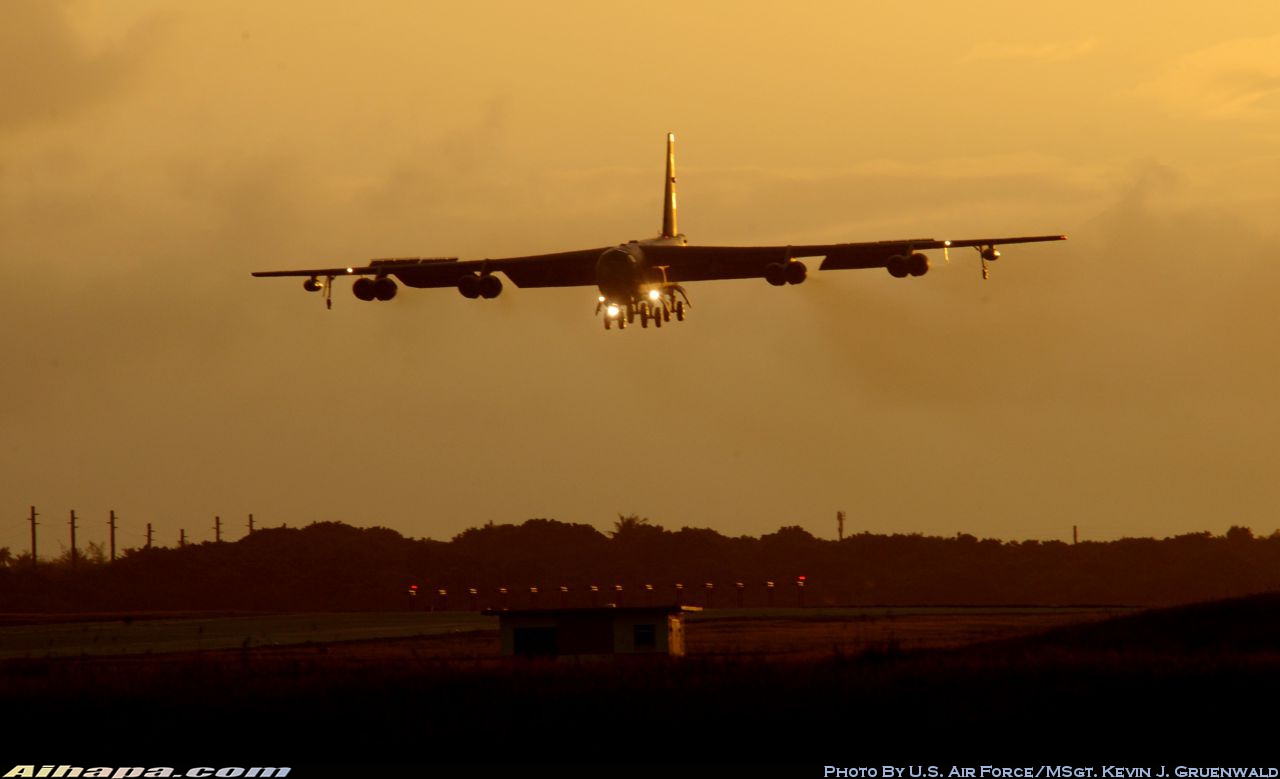 波音 B-52H&ldquo;同温层堡垒&rdquo; \vert{} ID:22396