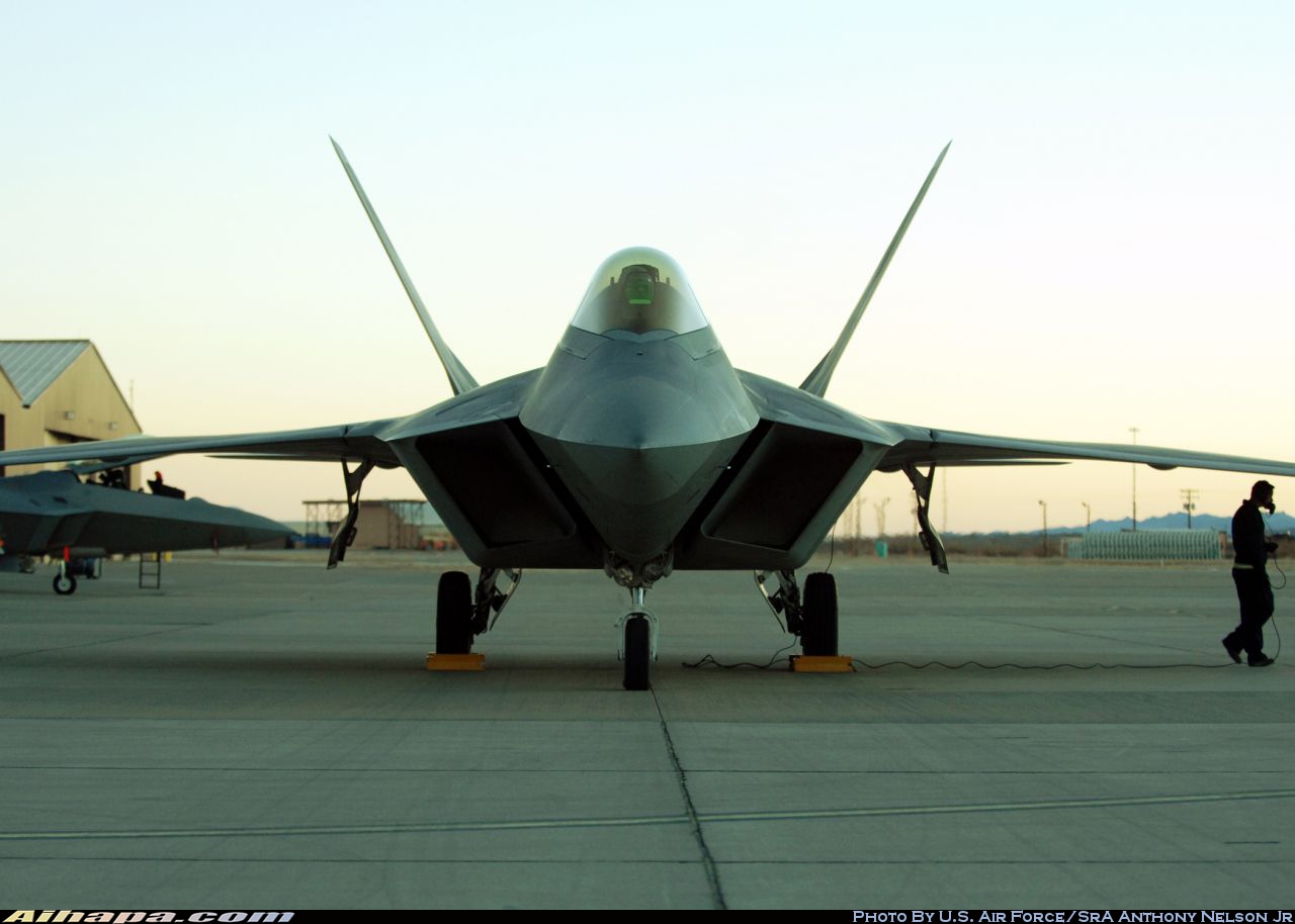 洛克希德-马丁 F-22A&ldquo;猛禽&rdquo; \vert{} ID:17270