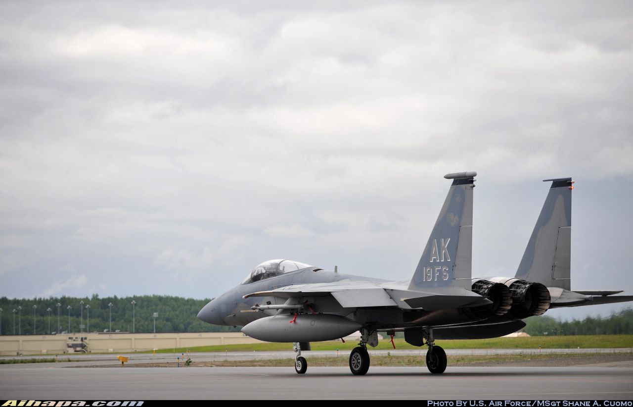 麦克唐纳-道格拉斯 F-15C&ldquo;鹰&rdquo; \vert{} ID:27158
