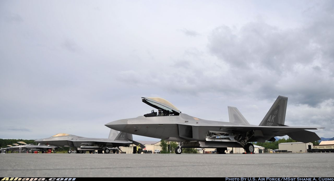 洛克希德-马丁 F-22A&ldquo;猛禽&rdquo; \vert{} ID:27182