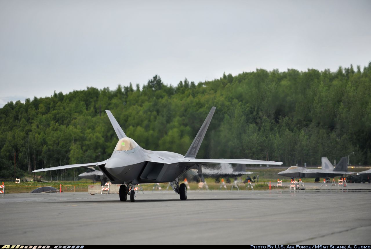 洛克希德-马丁 F-22A&ldquo;猛禽&rdquo; \vert{} ID:27176