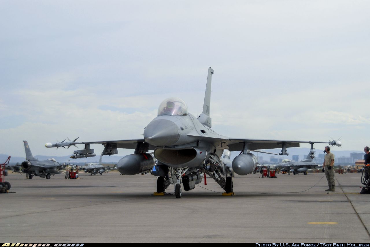 通用动力 F-16CG&ldquo;夜隼&rdquo; \vert{} ID:16112