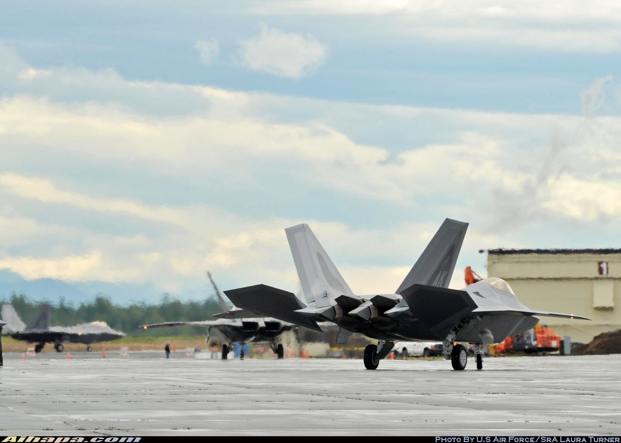 洛克希德-马丁 F-22A&ldquo;猛禽&rdquo; \vert{} ID:18110