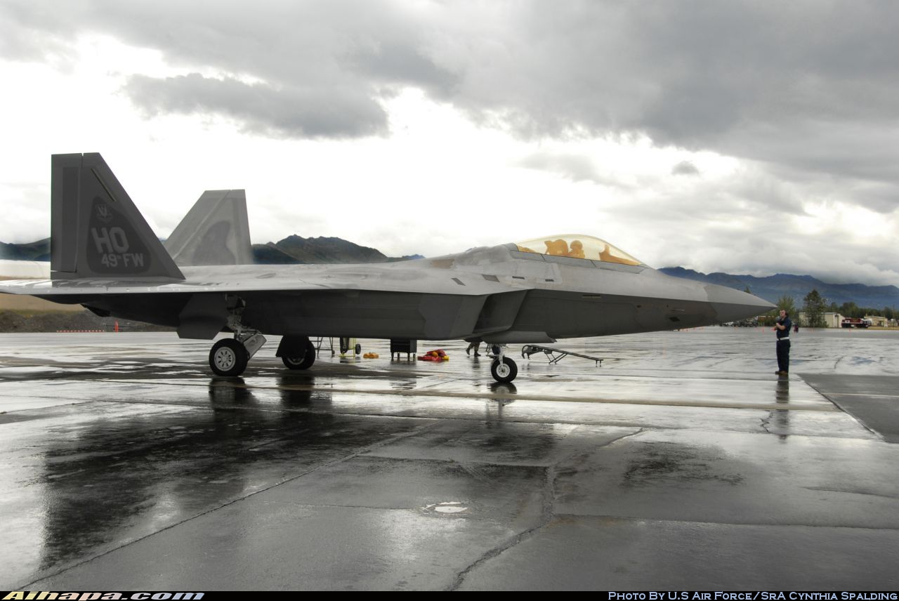 洛克希德-马丁 F-22A&ldquo;猛禽&rdquo; \vert{} ID:18114