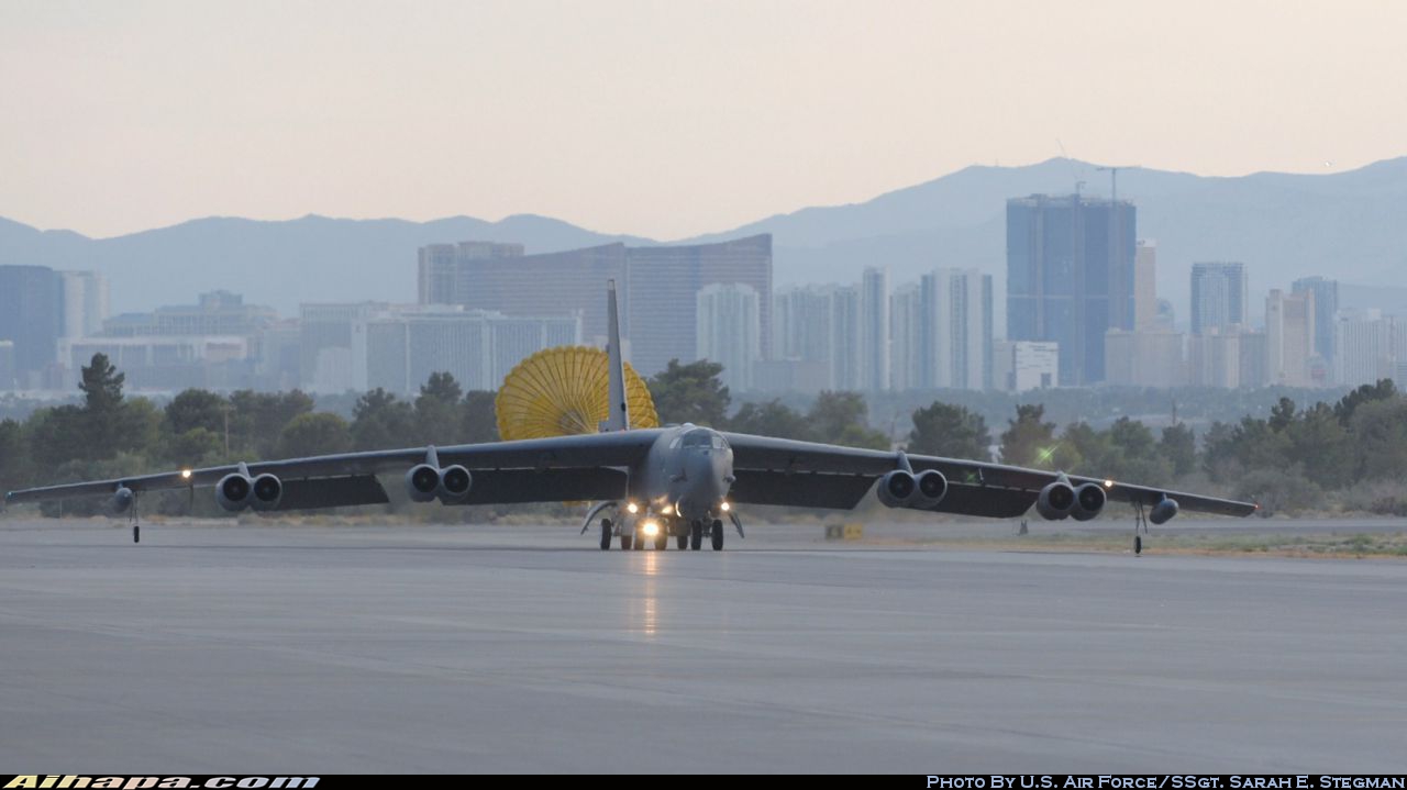 波音 B-52H&ldquo;同温层堡垒&rdquo; \vert{} ID:15919