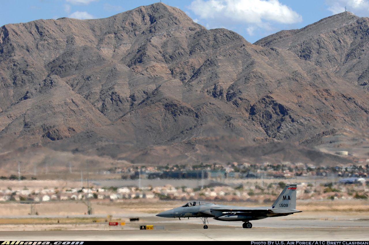 麦克唐纳-道格拉斯 F-15C&ldquo;鹰&rdquo; \vert{} ID:17438