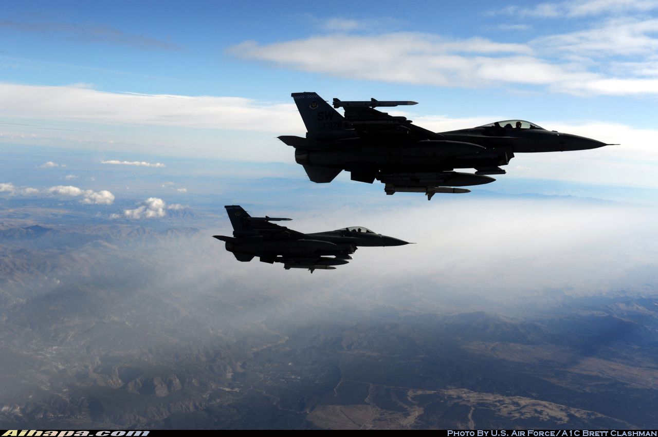 洛克希德 F-16CJ&ldquo;战隼&rdquo; \vert{} ID:16120