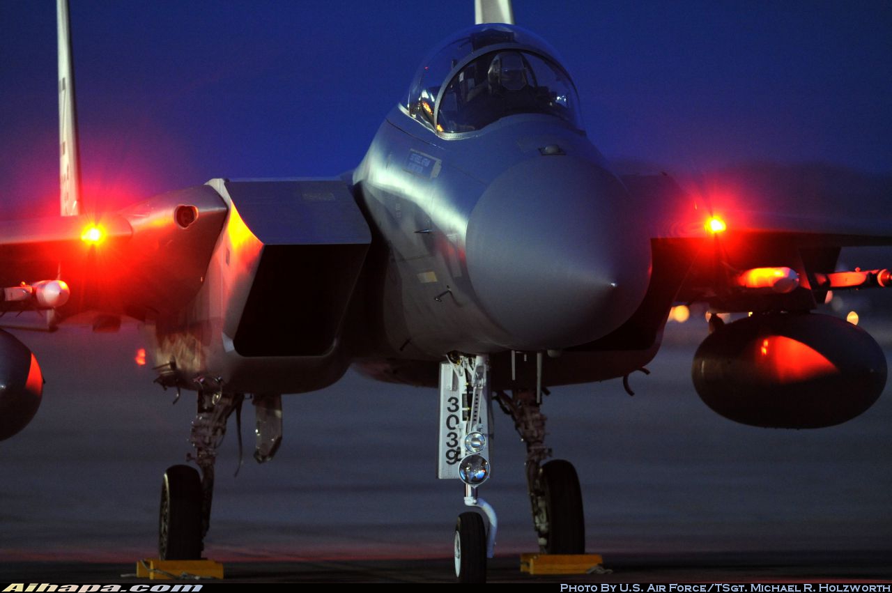 麦克唐纳-道格拉斯 F-15C&ldquo;鹰&rdquo; \vert{} ID:17458