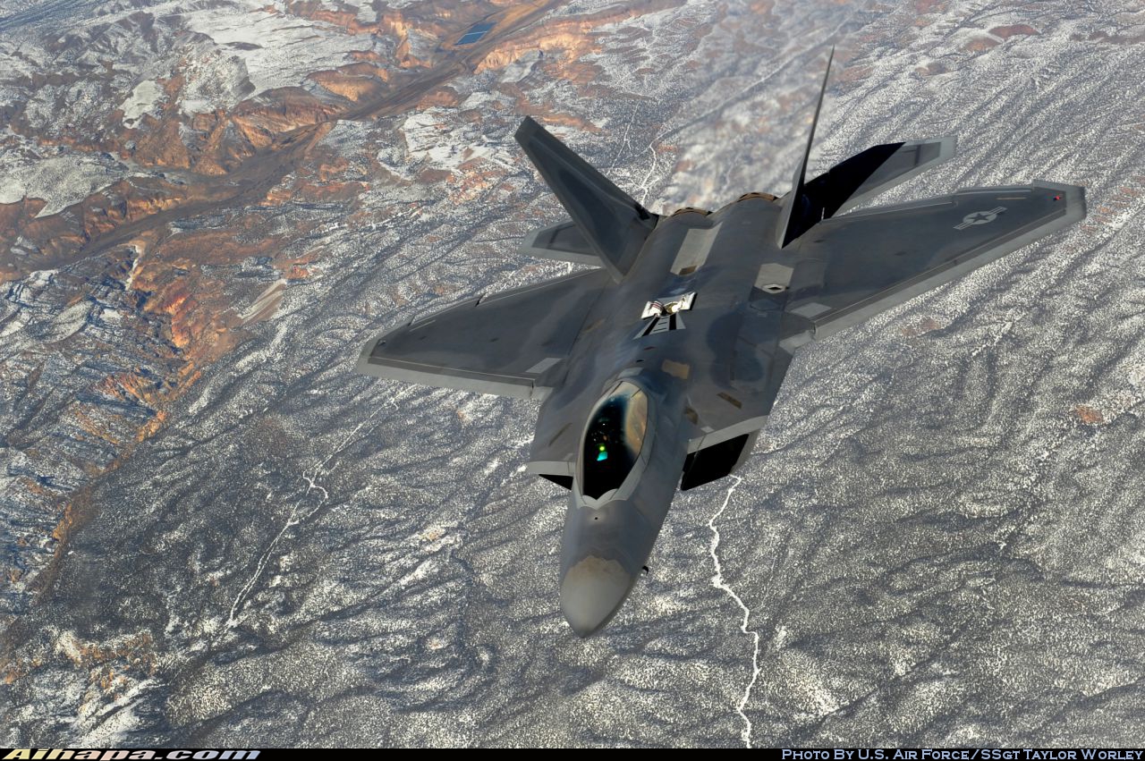 洛克希德-马丁 F-22A&ldquo;猛禽&rdquo; \vert{} ID:17280