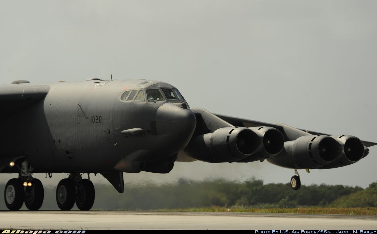 波音 B-52H&ldquo;同温层堡垒&rdquo; \vert{} ID:20405