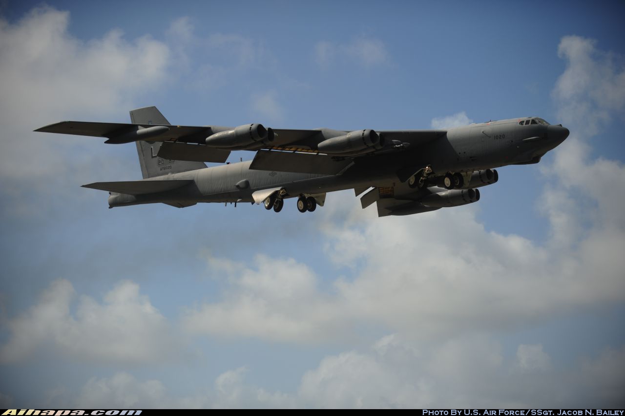 波音 B-52H&ldquo;同温层堡垒&rdquo; \vert{} ID:20411