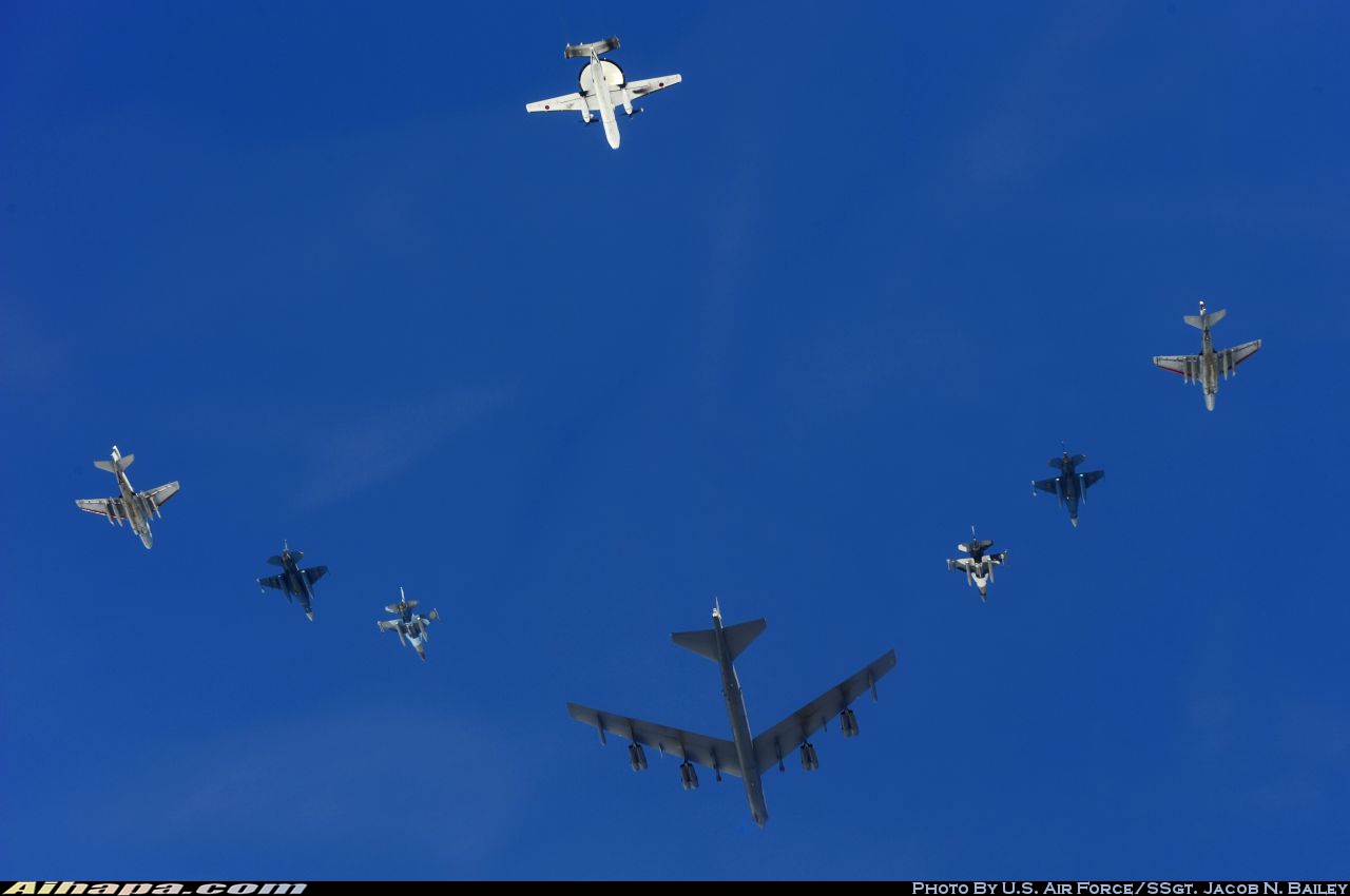 波音 B-52H&ldquo;同温层堡垒&rdquo; \vert{} ID:20449