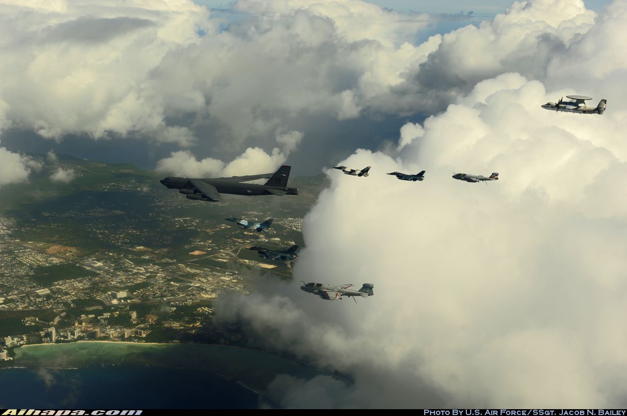 波音 B-52H&ldquo;同温层堡垒&rdquo; \vert{} ID:20467