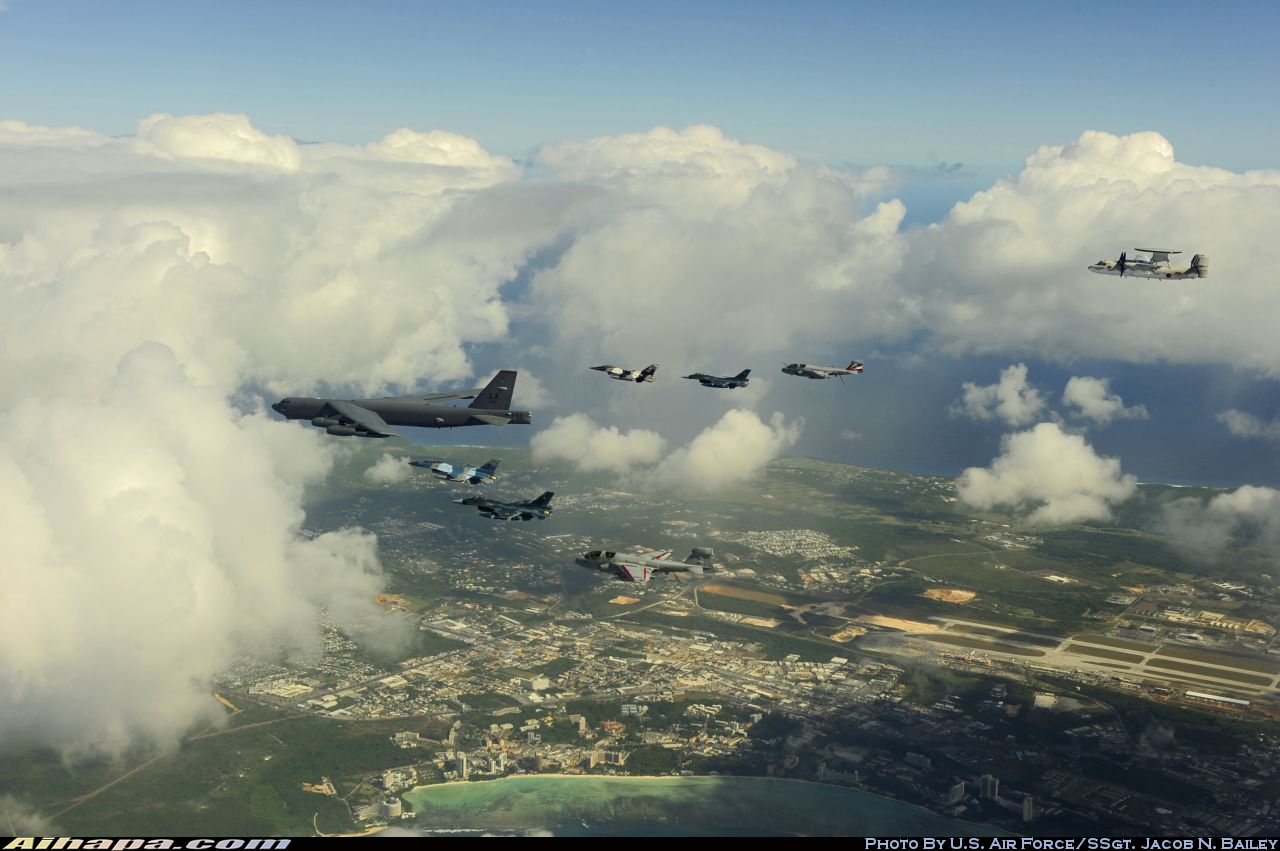 波音 B-52H&ldquo;同温层堡垒&rdquo; \vert{} ID:20471