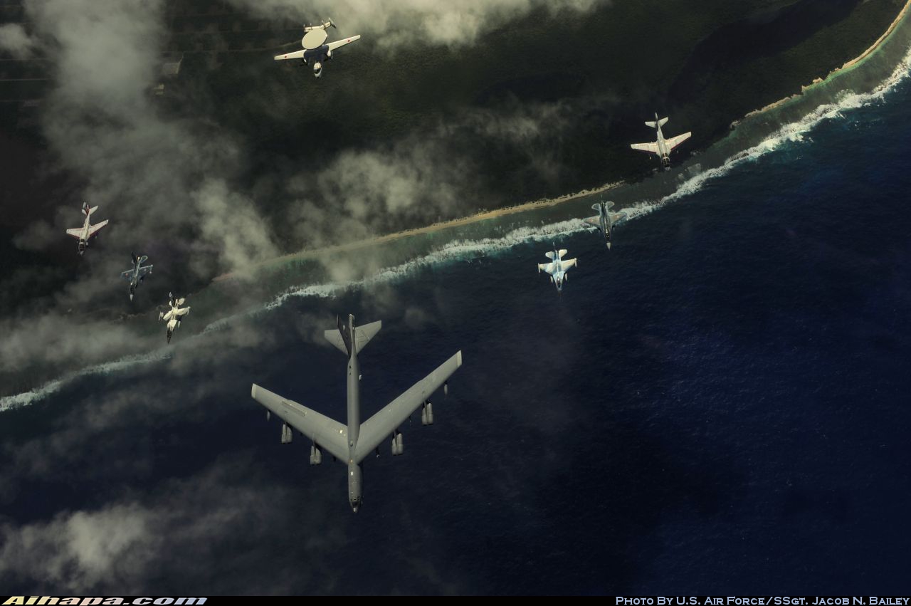 波音 B-52H&ldquo;同温层堡垒&rdquo; \vert{} ID:20475