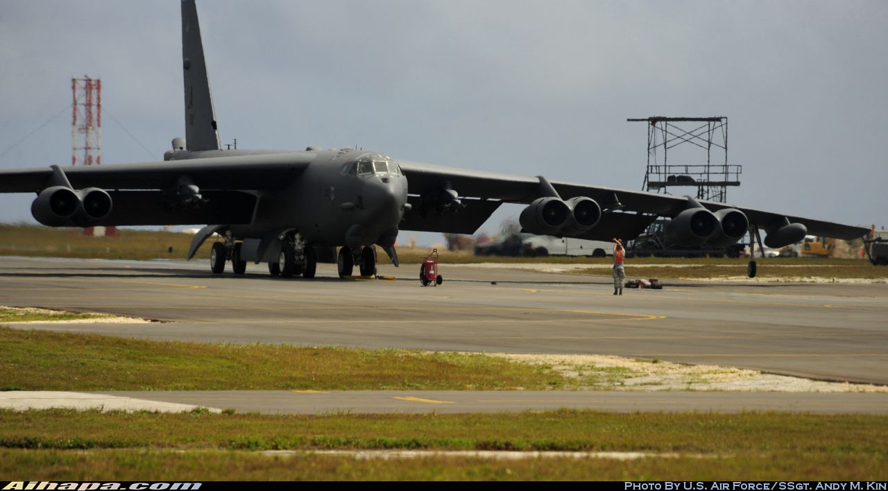 波音 B-52H&ldquo;同温层堡垒&rdquo; \vert{} ID:20419