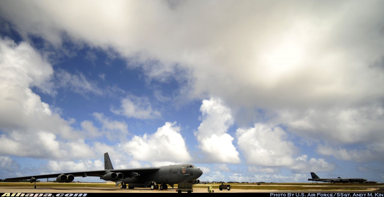 波音 B-52H&ldquo;同温层堡垒&rdquo; \vert{} ID:20421