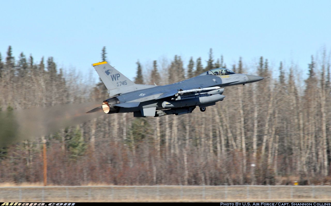 通用动力 F-16C&ldquo;战隼&rdquo; \vert{} ID:18190