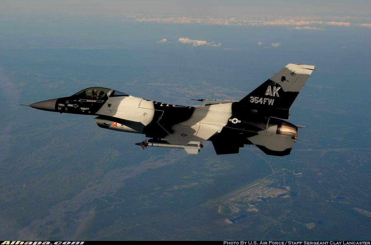 通用动力 F-16C&ldquo;战隼&rdquo; \vert{} ID:18224