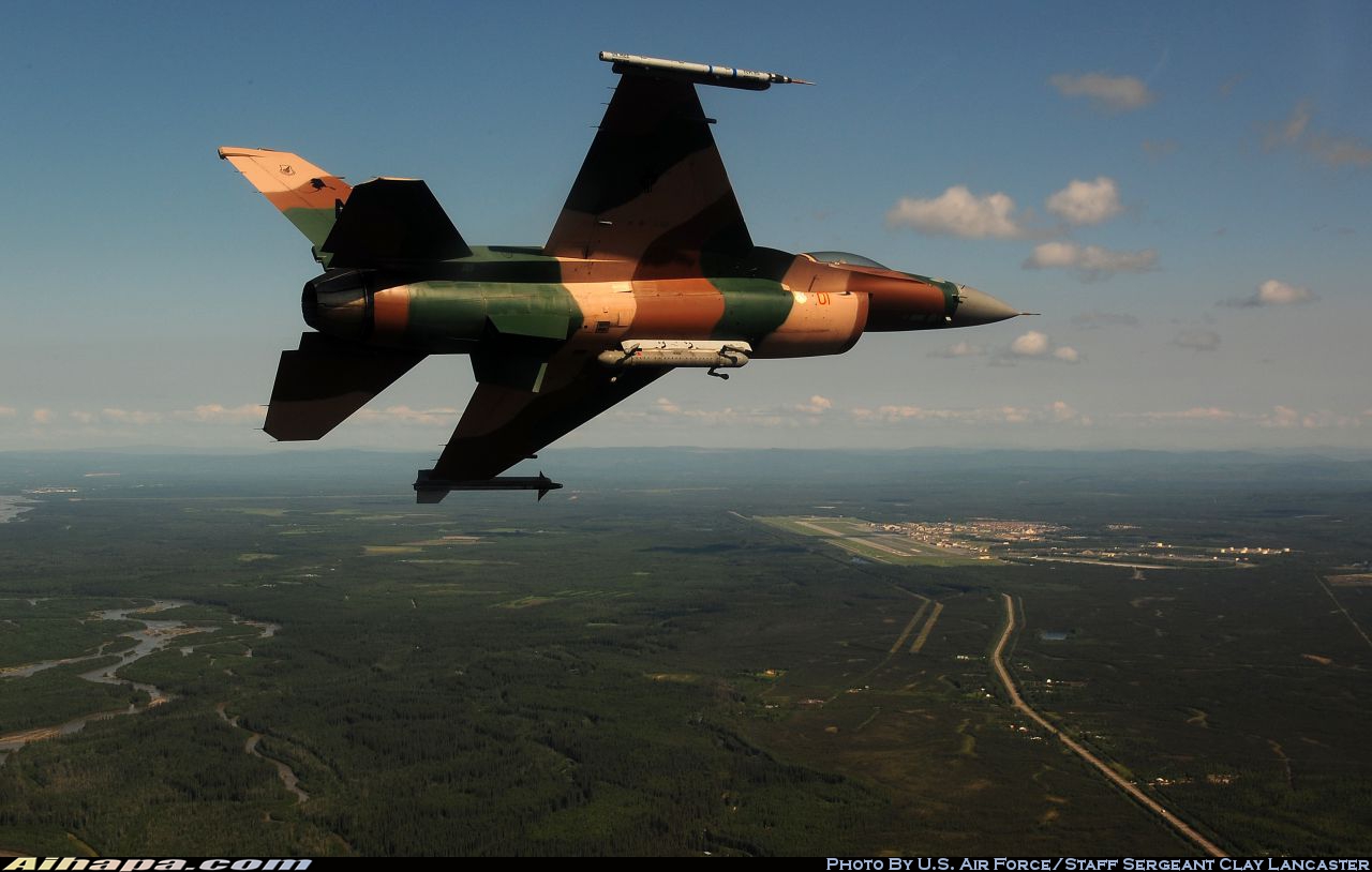 通用动力 F-16C&ldquo;战隼&rdquo; \vert{} ID:18228