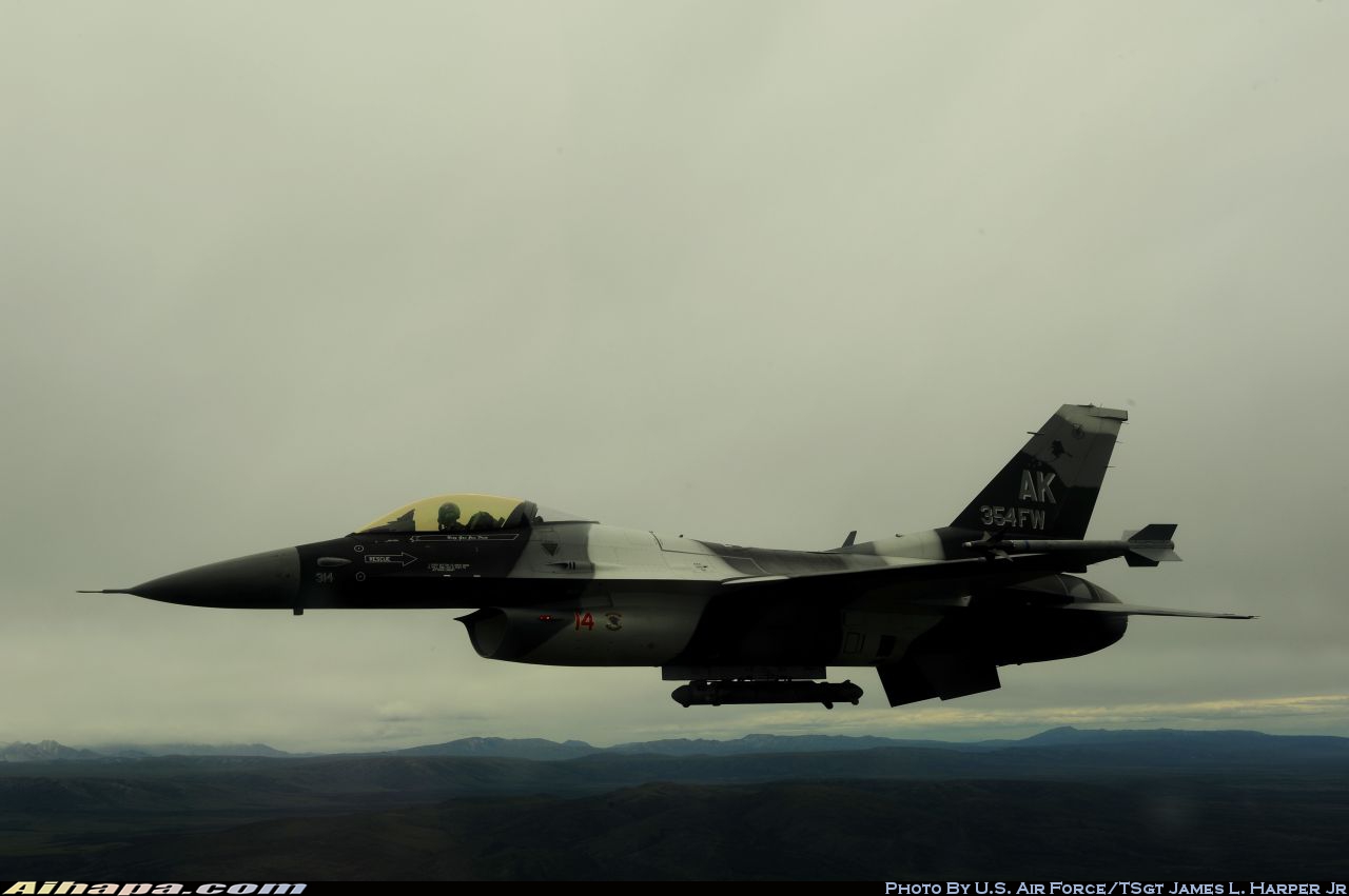 通用动力 F-16C&ldquo;战隼&rdquo; \vert{} ID:18246