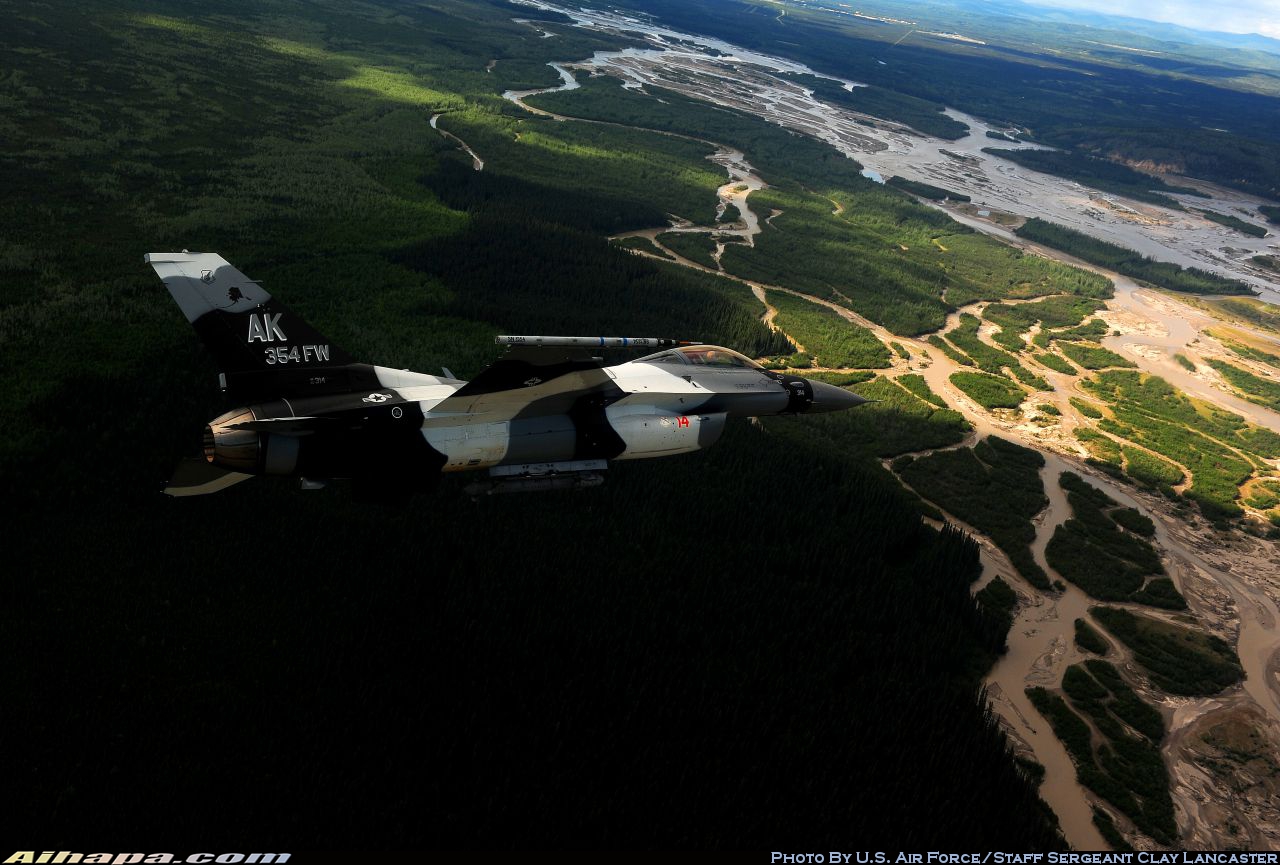 通用动力 F-16C&ldquo;战隼&rdquo; \vert{} ID:18256