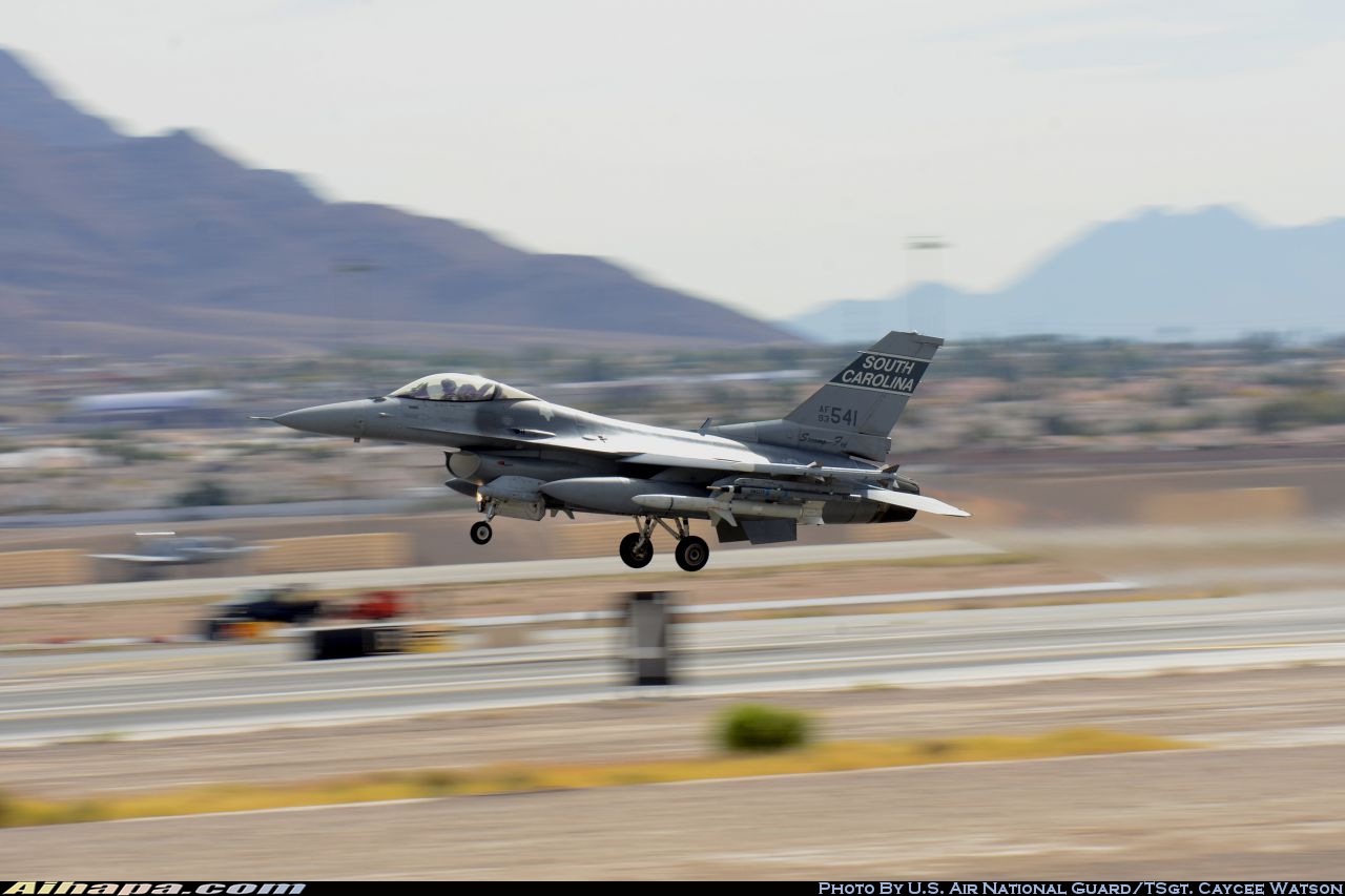 洛克希德 F-16CM&ldquo;战隼&rdquo; \vert{} ID:21143