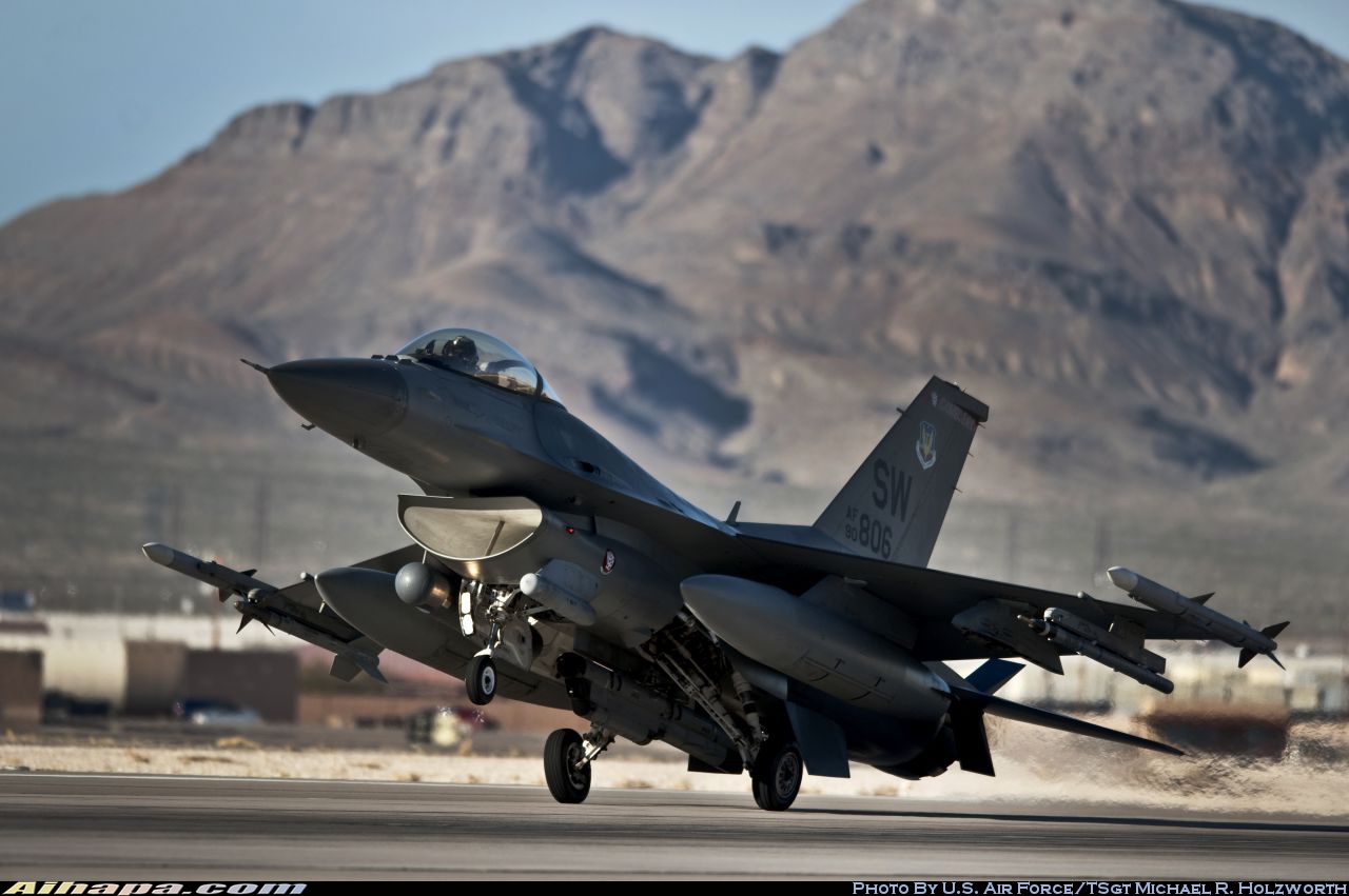 通用动力 F-16CM&ldquo;战隼&rdquo; \vert{} ID:17588