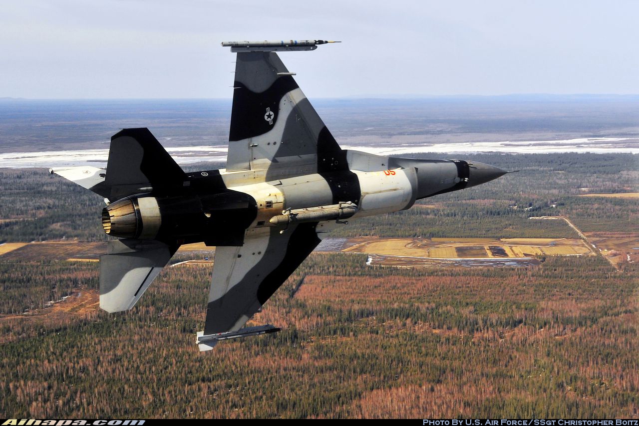 通用动力 F-16C&ldquo;战隼&rdquo; \vert{} ID:18336