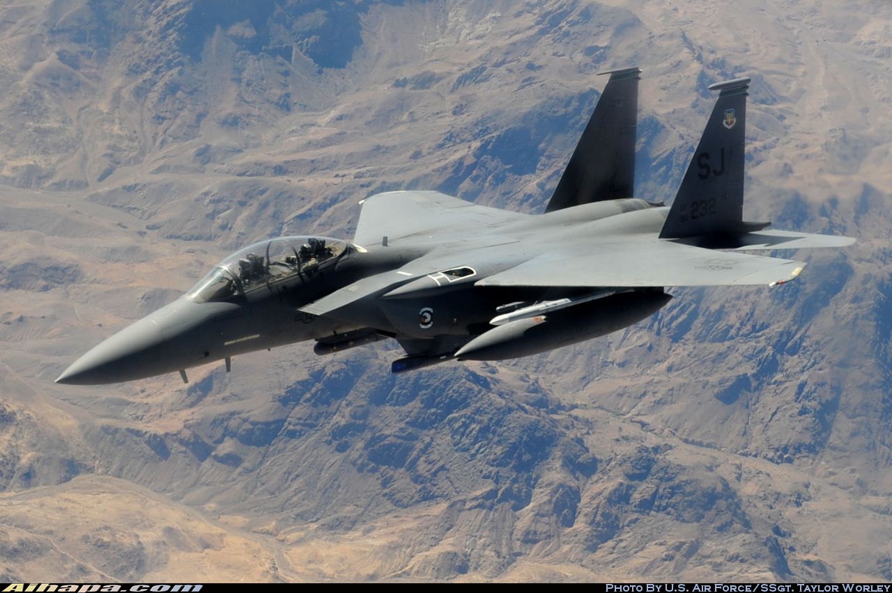 麦克唐纳-道格拉斯 F-15E&ldquo;攻击鹰&rdquo; \vert{} ID:21283