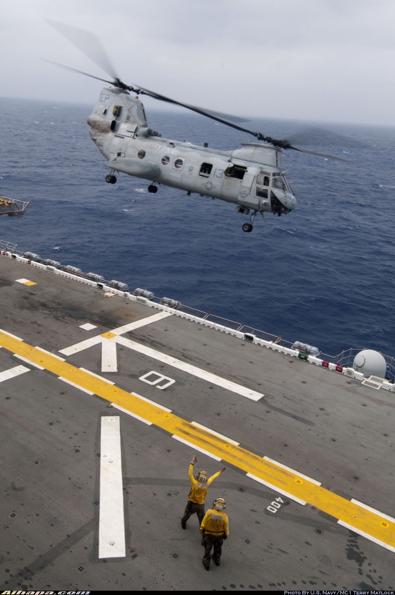 波音-伏托尔 CH-46E&ldquo;海上骑士&rdquo; \vert{} ID:28157