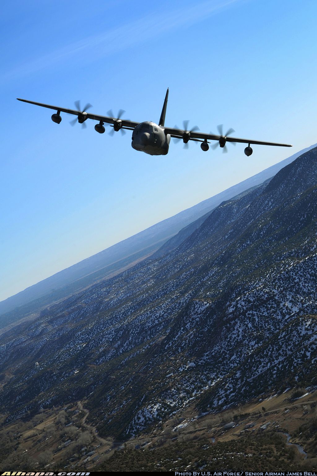 洛克希德-马丁 MC-130J&ldquo;突击队员&rdquo;Ⅱ \vert{} ID:7057