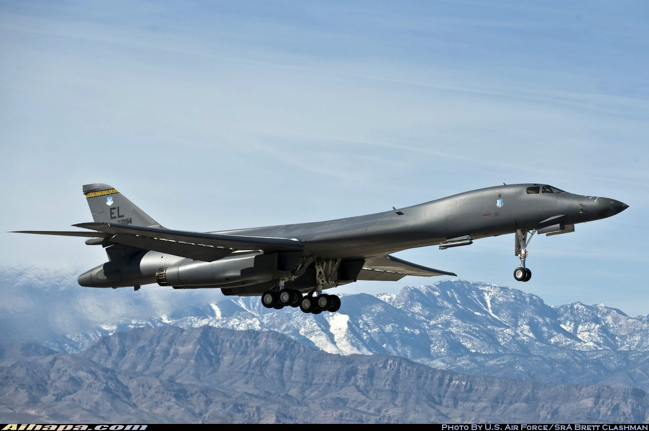 罗克韦尔 B-1B&ldquo;枪骑兵&rdquo; \vert{} ID:17388