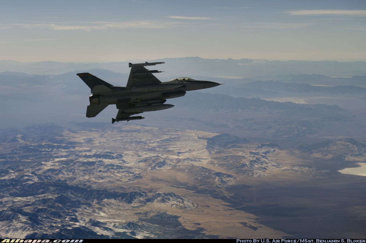 通用动力 F-16CM&ldquo;战隼&rdquo; \vert{} ID:15656