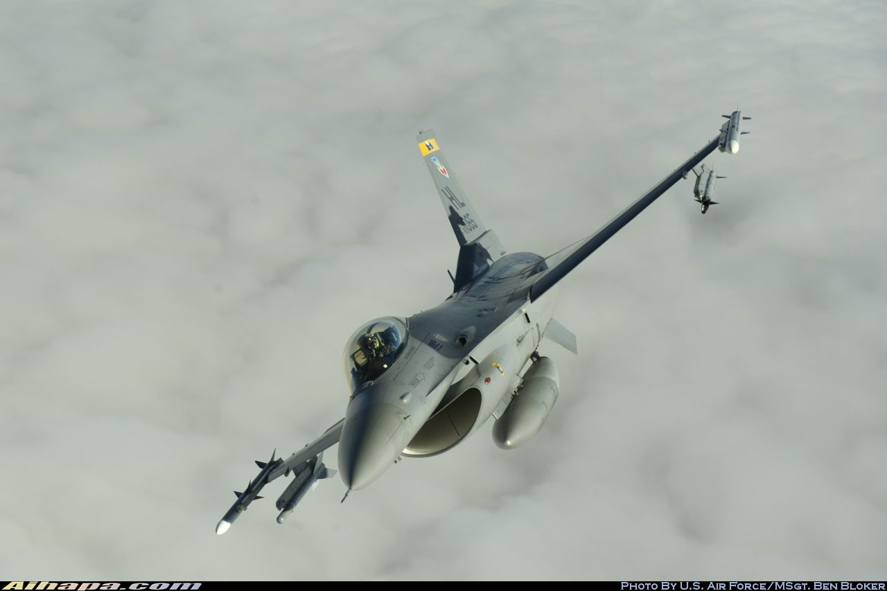 通用动力 F-16CM&ldquo;战隼&rdquo; \vert{} ID:17650
