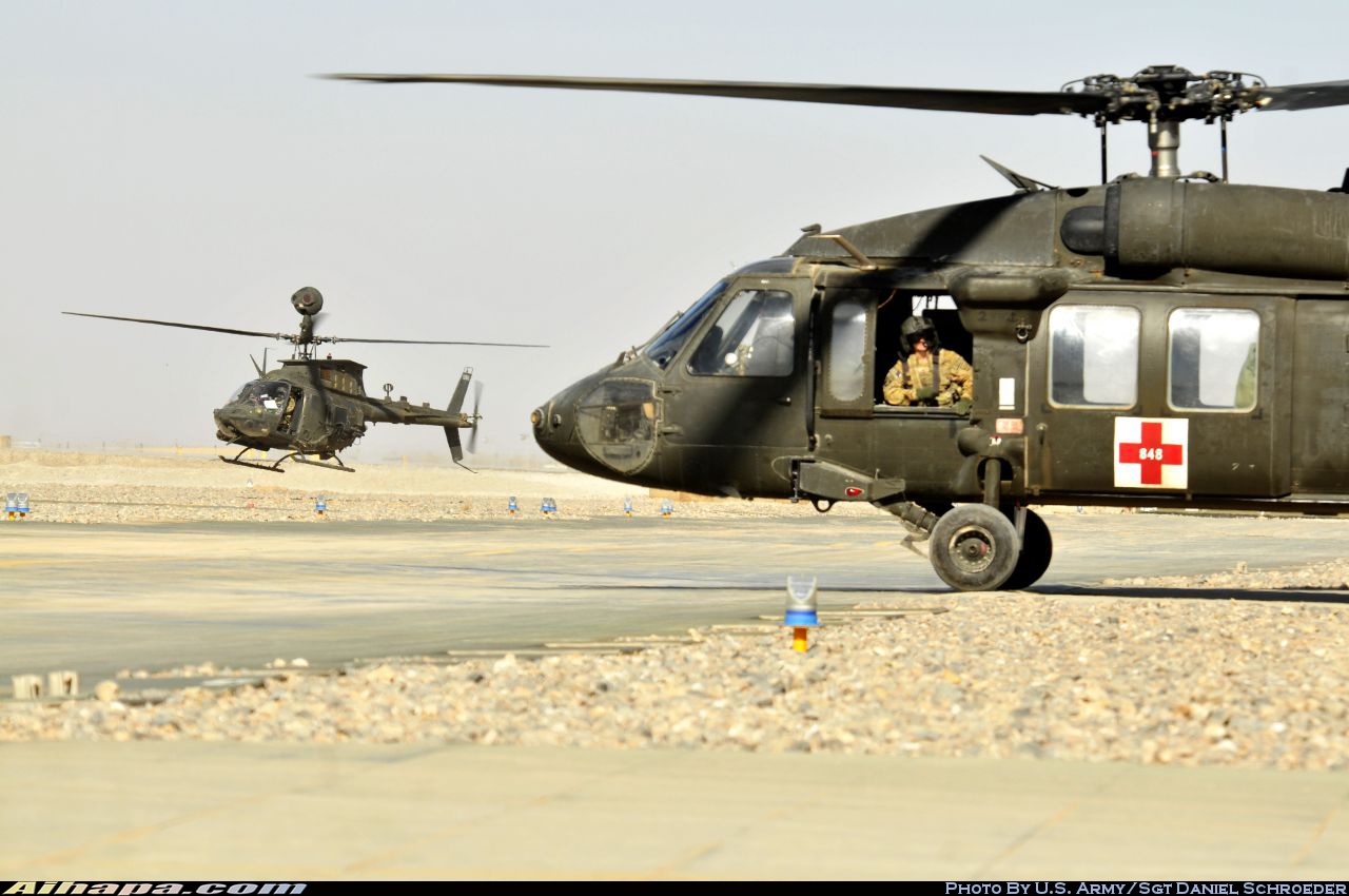 西科斯基 UH-60L&ldquo;黑鹰&rdquo; \vert{} ID:8353